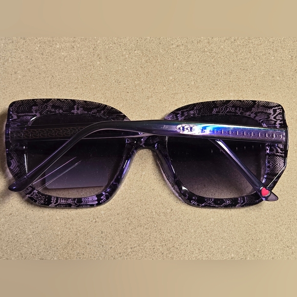 Betsey Johnson Purple Snake Print Sunglasses - Picture 4 of 5